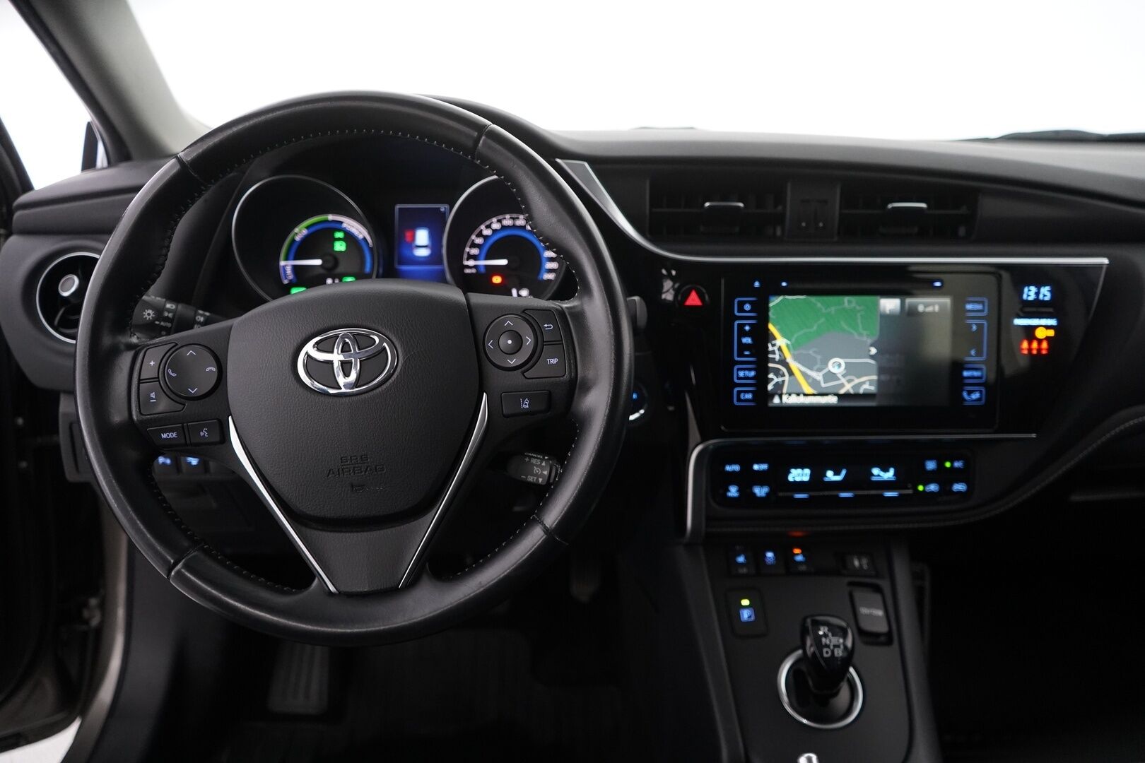 Toyota Auris 2019 1.8 Hybrid Active Touring Sports * Vakkari / Navi / Kamera / Lohkolämmitin * - 2x Toyotan vanteet / Merkkihuollettu / Merkkirenkaat / Auto myydään juuri huollettuna / Suomi-auto