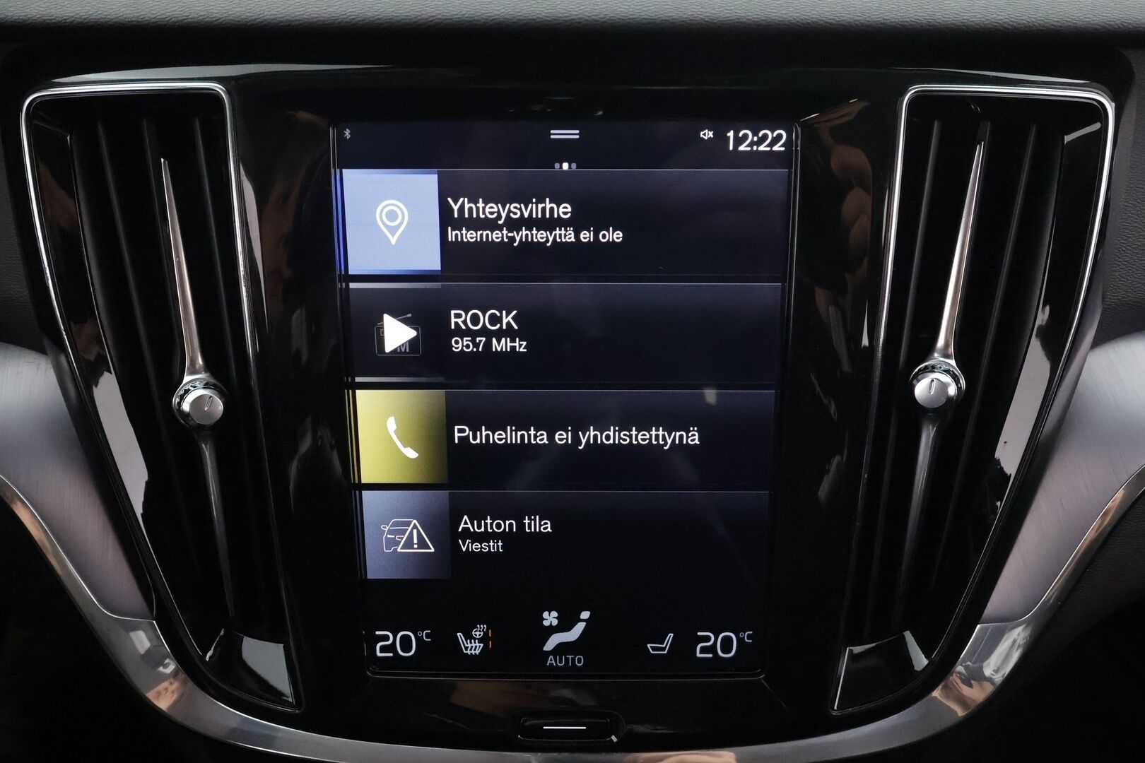 Volvo V60 2019 D3 Business aut - Webasto | ACC | KeylessGo | Hifi | LED | VOC | Suomi-auto | Pilot Assist | Jakohihna vaihdettu 02/2025 | 2x renkkat&vanteet