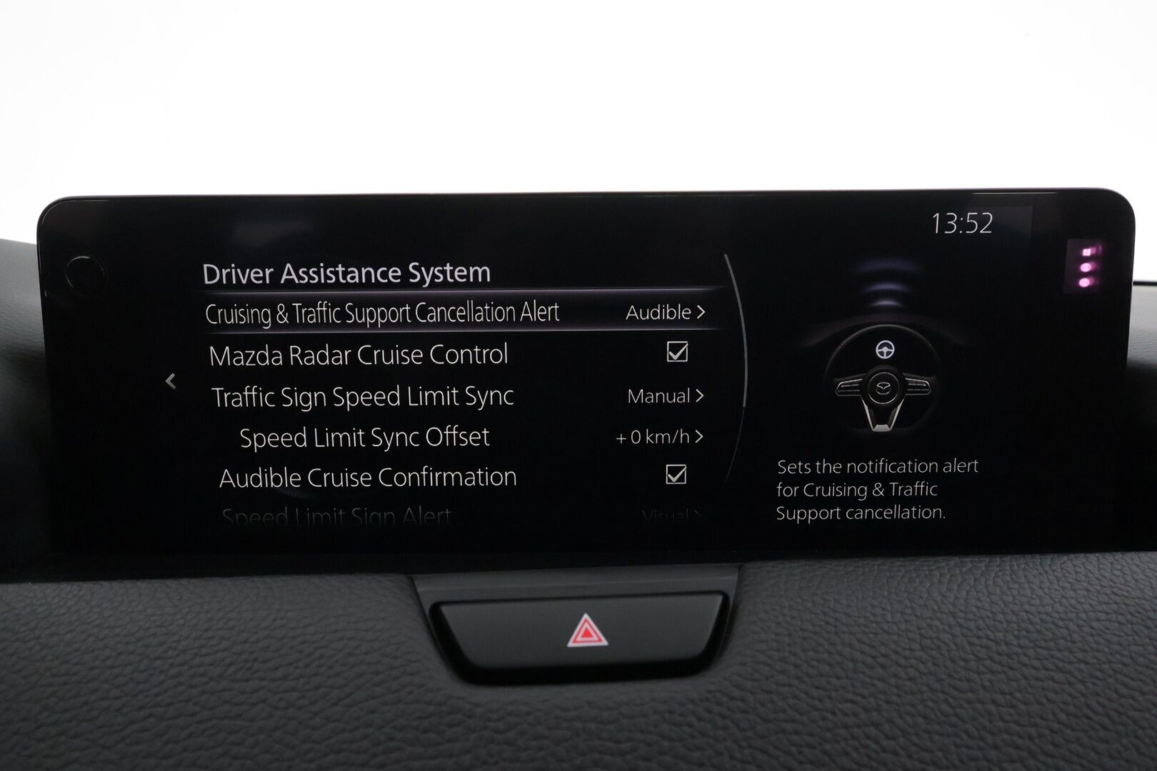 Mazda CX-60 2022 2.5 PHEV 8AT AWD PR Homura * ACC / HUD / Panorama / Muistipenkki / P.kamera / Ilmastoidut nahat / LED / Navi * - Suomi-auto / Akku kuntotarkastettu SoH 94% / Kahdet renkaat aluvanteilla / Merkkihuollettu - HULLUT JOULUT KORKOTARJOUS 2,49% 