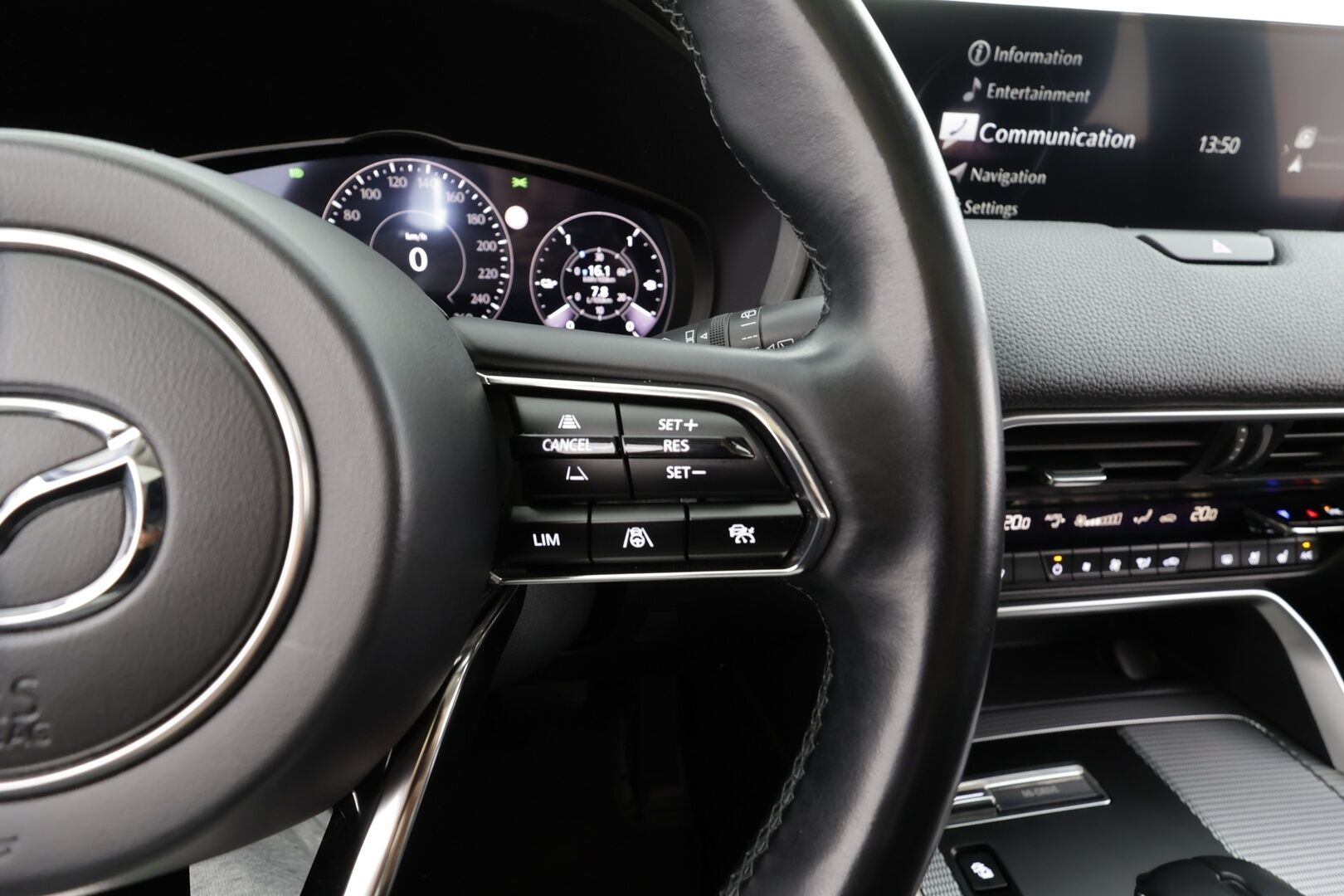 Mazda CX-60 2022 2.5 PHEV 8AT AWD PR Homura * ACC / HUD / Panorama / Muistipenkki / P.kamera / Ilmastoidut nahat / LED / Navi * - Suomi-auto / Akku kuntotarkastettu SoH 94% / Kahdet renkaat aluvanteilla / Merkkihuollettu - HULLUT JOULUT KORKOTARJOUS 2,49% 