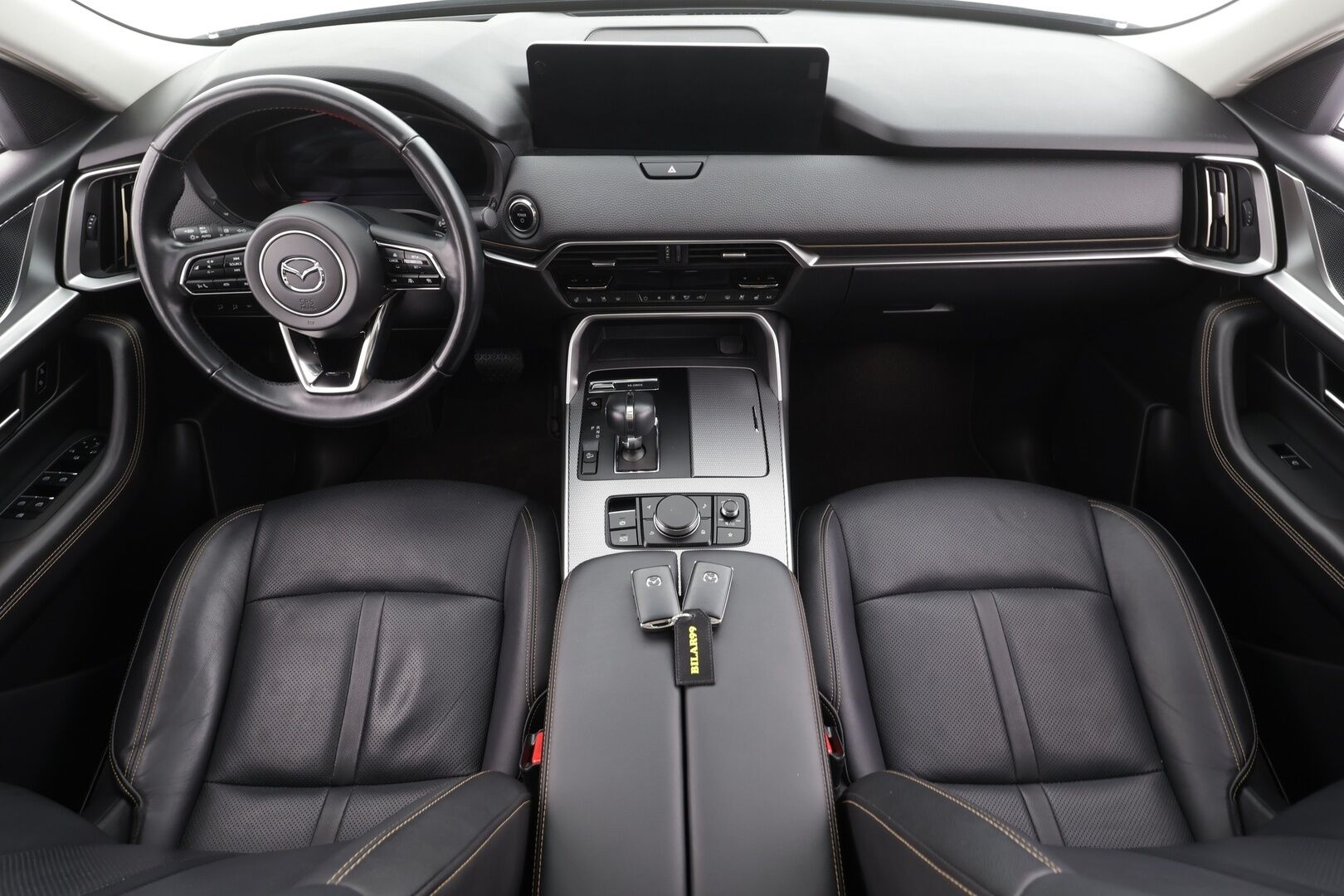 Mazda CX-60 2022 2.5 PHEV 8AT AWD PR Homura * ACC / HUD / Panorama / Muistipenkki / P.kamera / Ilmastoidut nahat / LED / Navi * - Suomi-auto / Akku kuntotarkastettu SoH 94% / Kahdet renkaat aluvanteilla / Merkkihuollettu