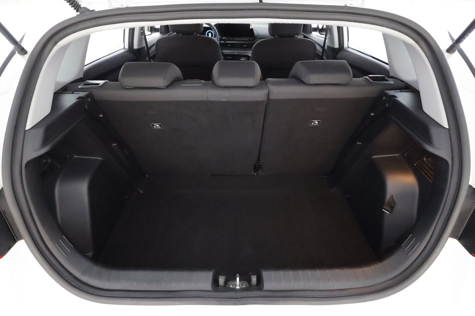 Hyundai i20 Hatchback 2021 1.0 T-GDi 100 hv 7DCT-aut. Comfort - | LED | P.Kamera | Digimittaristo | Kaistavahti | Navi | Keyless | Vakkari | Ratinlämmitys | Suomi-auto | Kahdet renkaat |