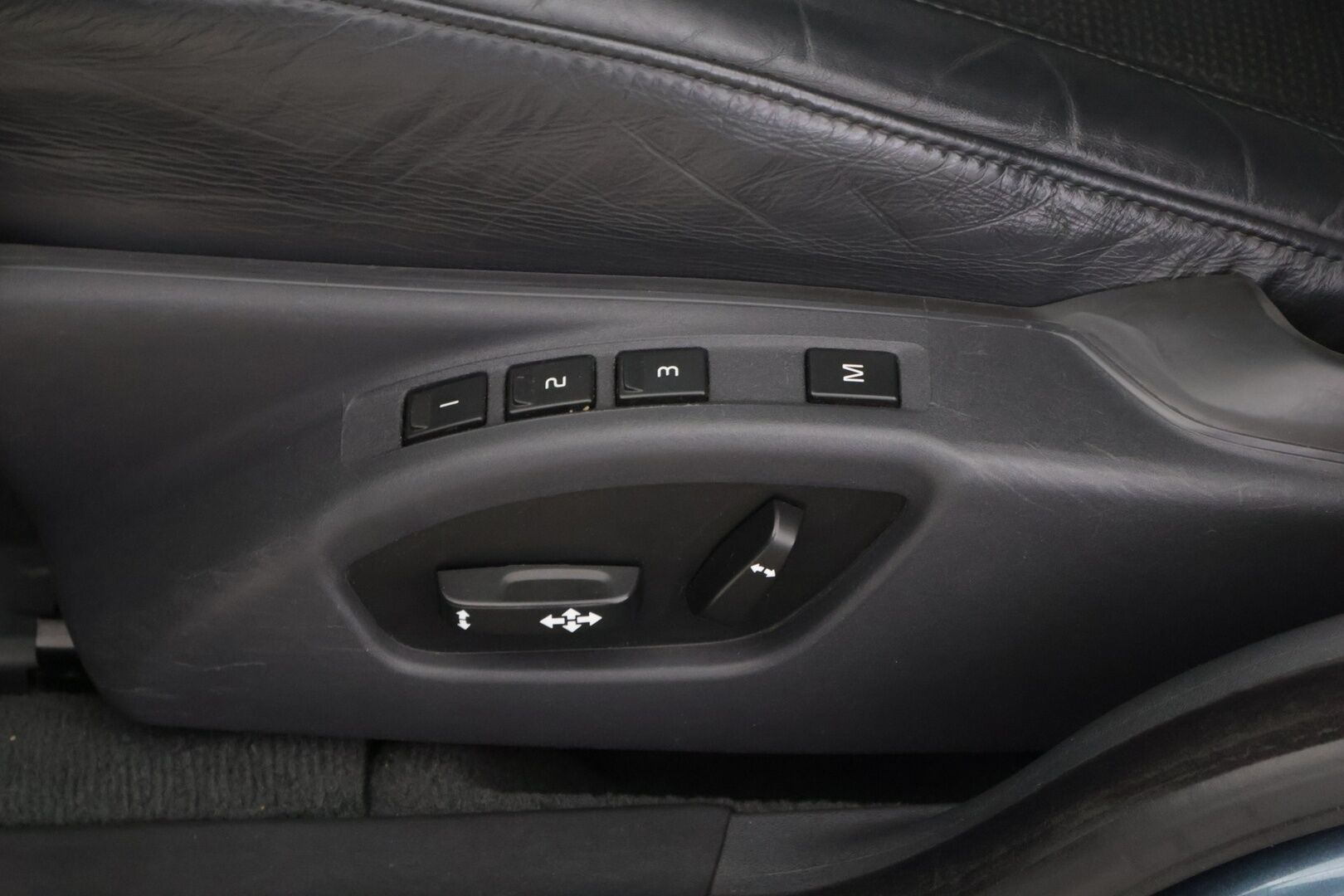 Volvo S80 2013 D4 Classic aut - Kuskinpenkki muistilla ja ilmastoinnilla / Vetokoukku / Vakkari / Kattoikkuna