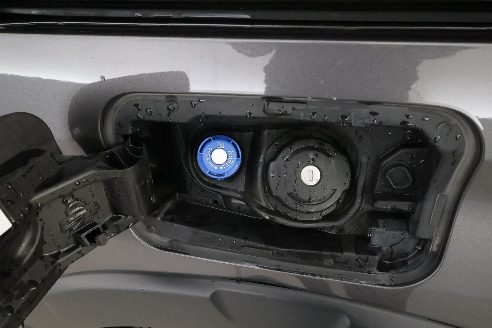 Peugeot Rifter 2019 Allure BlueHDi 100 S&S L1 * Vakkari / P.Tutka / Lohko+Sisä / Koukku / Navi * - Suomi-auto / Merkkihuollettu