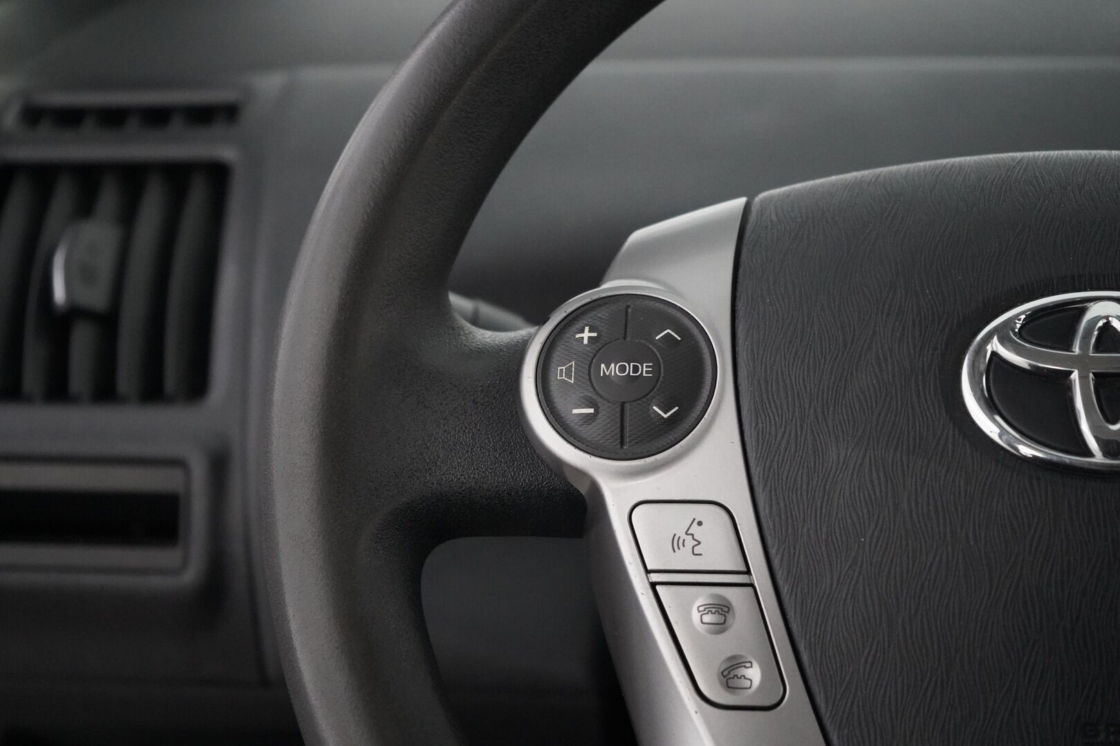 Toyota Prius+ 2019 Business *Vakkari / Kamera / Bluetooth / Tutkat* - Suomi-auto / Merkkihuollettu / 7-Paikkainen