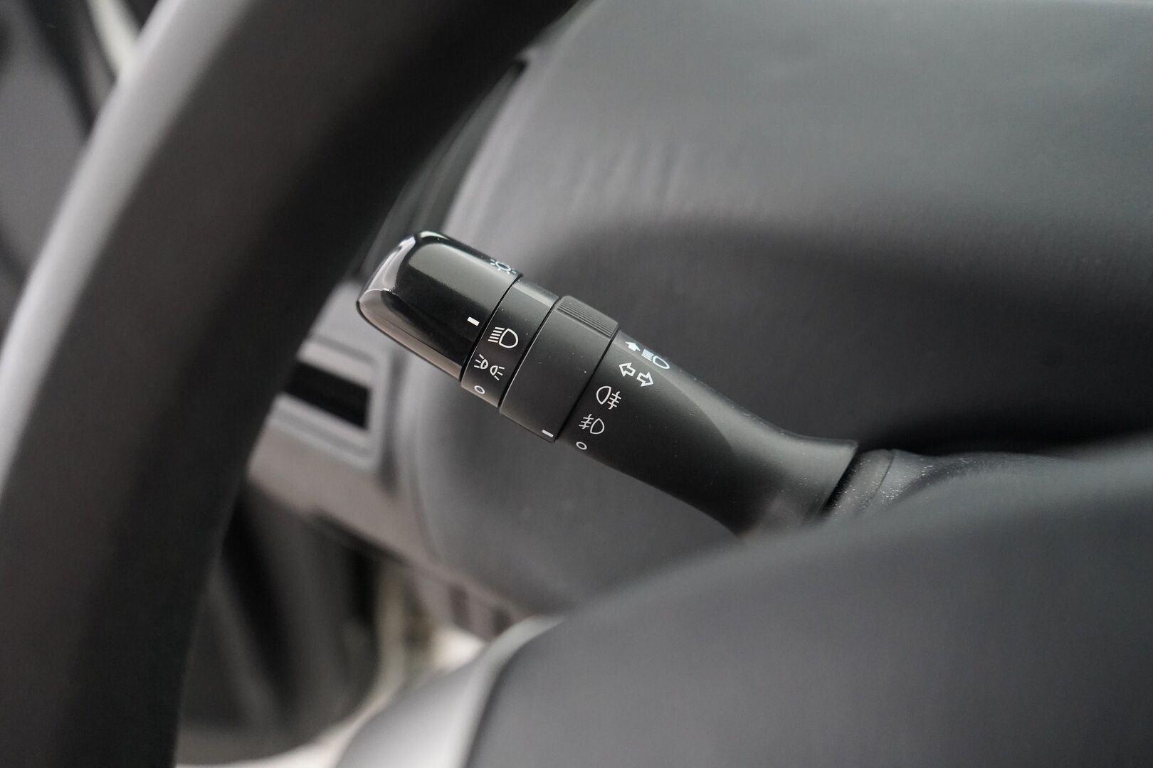 Toyota Prius+ 2019 Business *Vakkari / Kamera / Bluetooth / Tutkat* - Suomi-auto / Merkkihuollettu / 7-Paikkainen