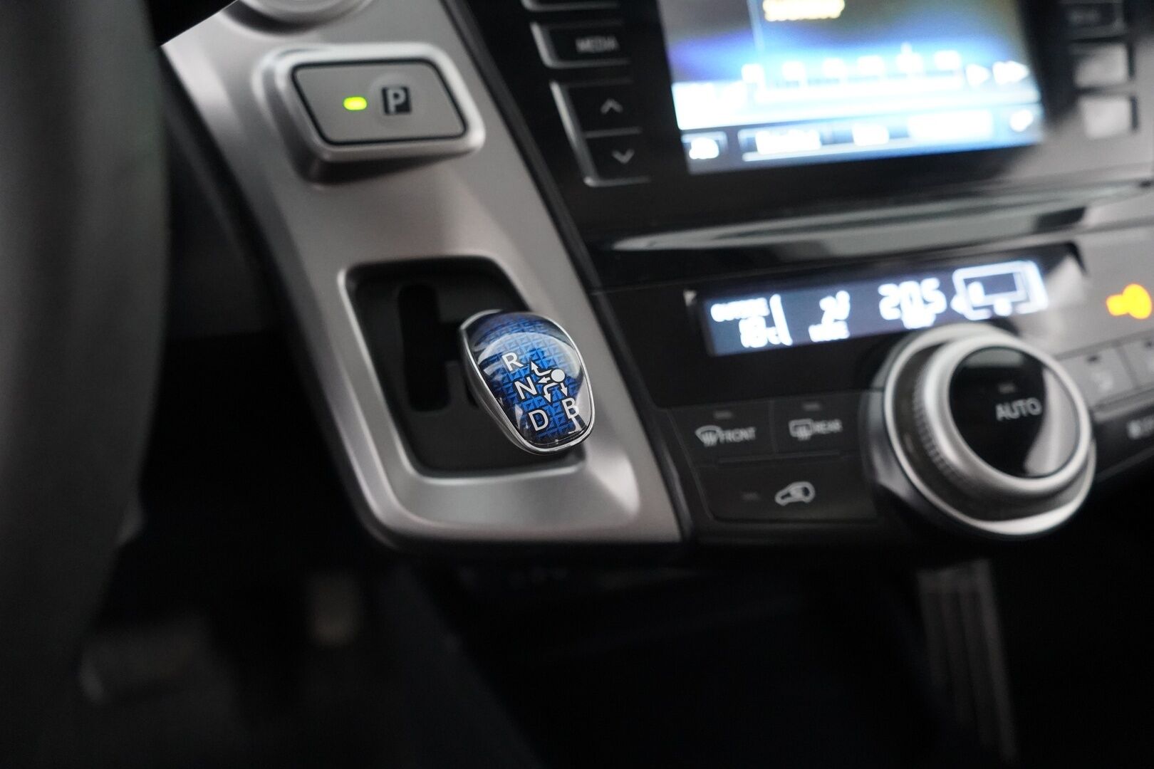 Toyota Prius+ 2019 Business *Vakkari / Kamera / Bluetooth / Tutkat* - Suomi-auto / Merkkihuollettu / 7-Paikkainen