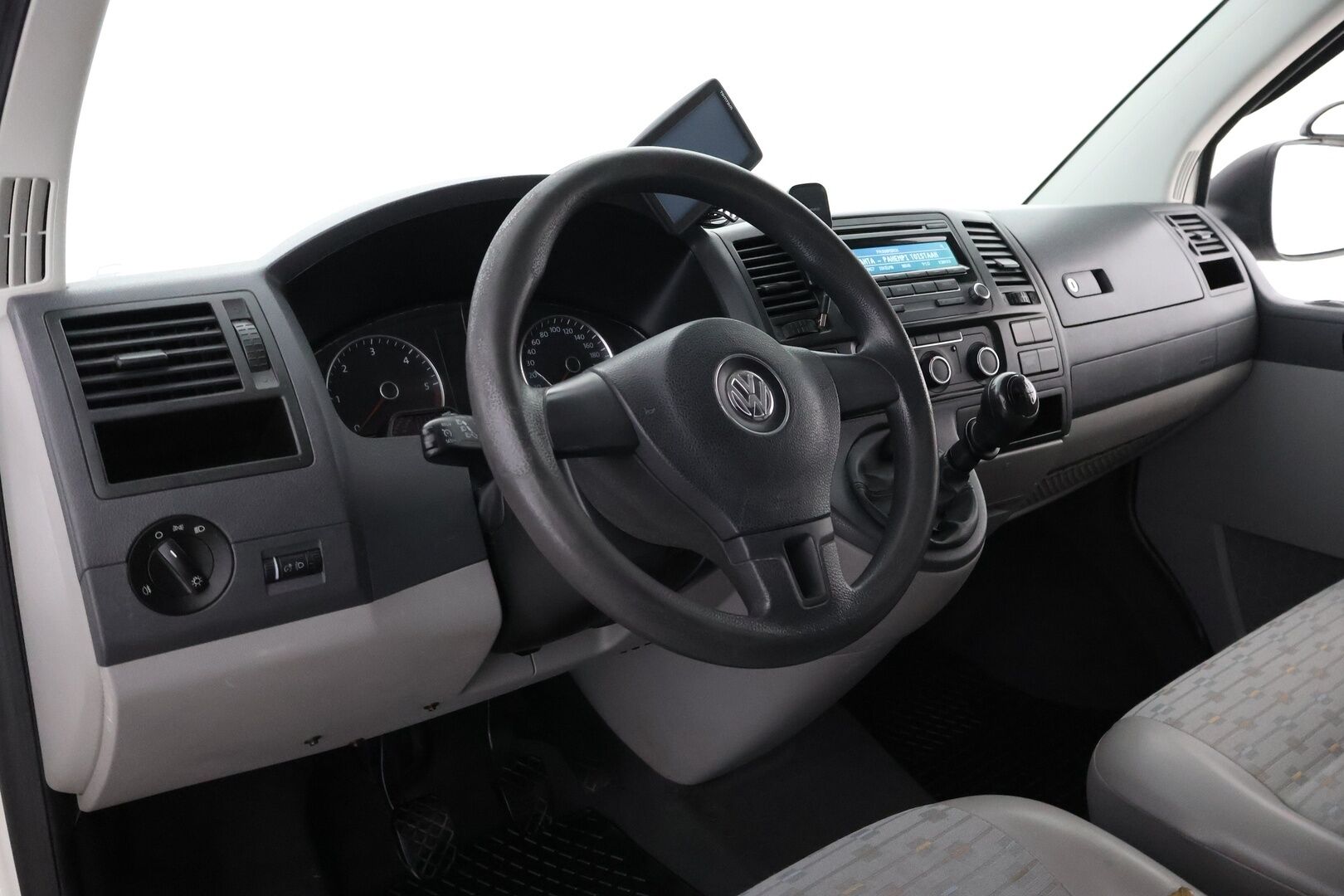 Volkswagen Transporter 2012 umpipakettiauto pitkä 2,0 TDI 75kW - Puolinahkasisusta / Vetokoukku / Lohkolämmitin / Vakkari / Juuri tullut Tampereelle!