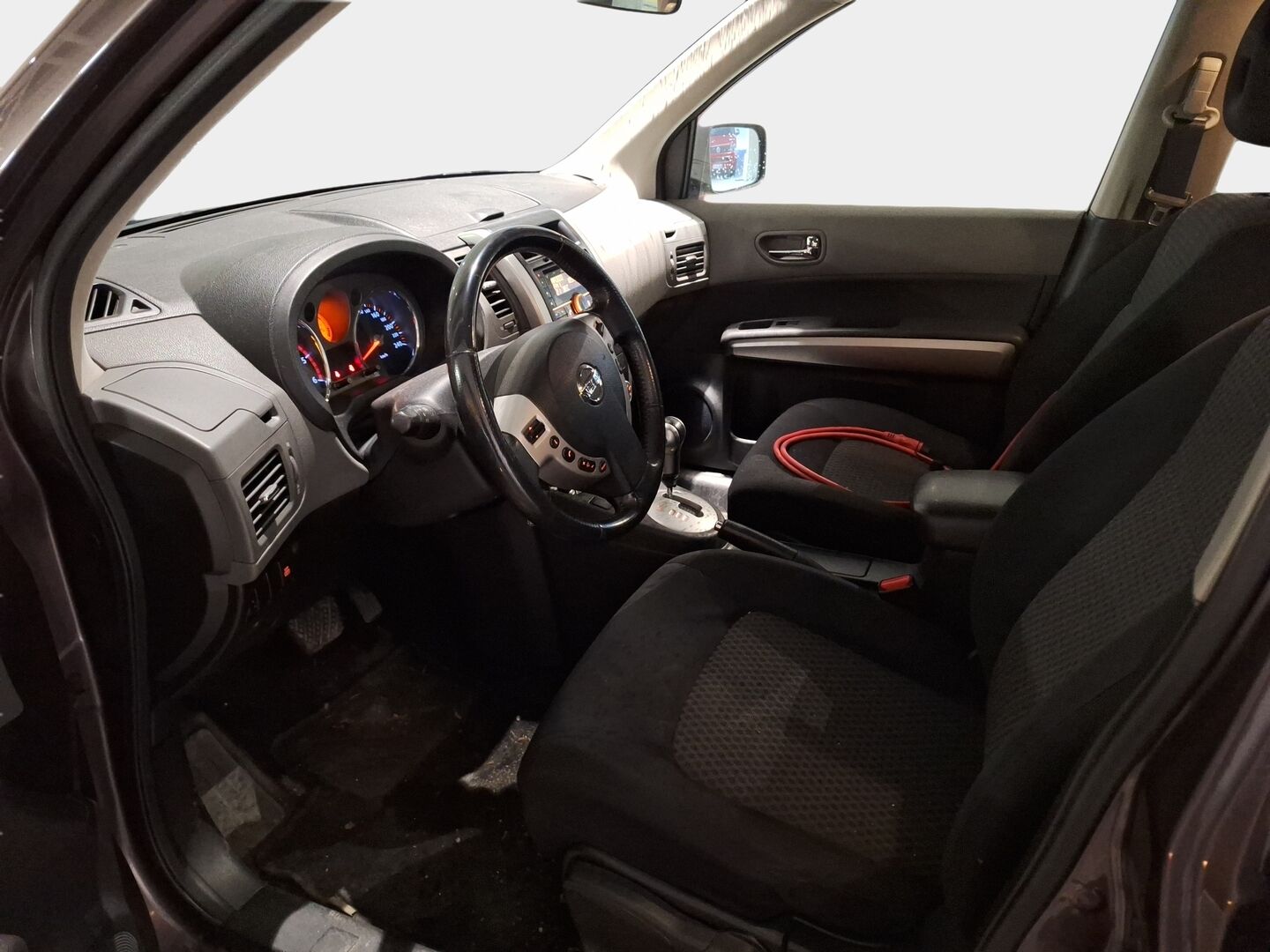 Nissan X-TRAIL 2007 II 2.0 dCi 110kW 4x4 - YritysOutlet - Myydään vain yrityksille / Panorama / Vakkari / Koukku / Lohko / LED-lisävalo* - – Tämä auto myydään YritysOutlet -valikoimasta vain yritykselle