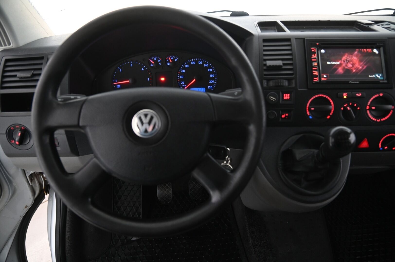 Volkswagen Transporter 2009 *Myydään Huutokaupat.com*