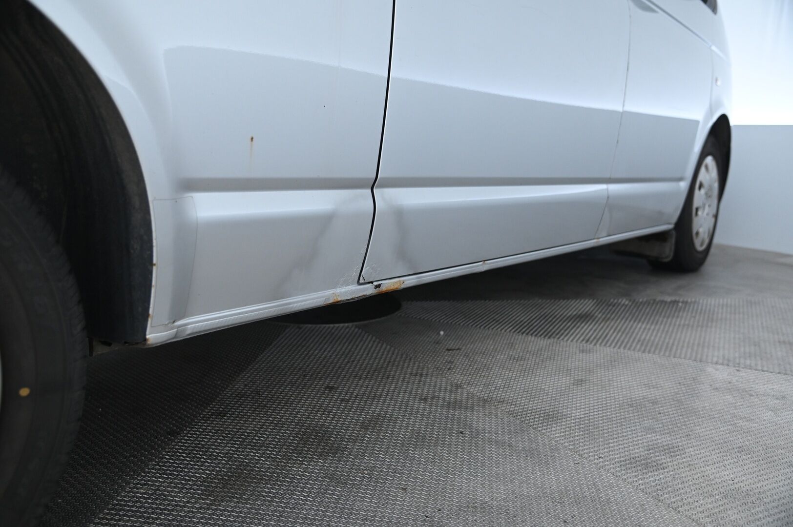 Volkswagen Transporter 2009 *Myydään Huutokaupat.com*