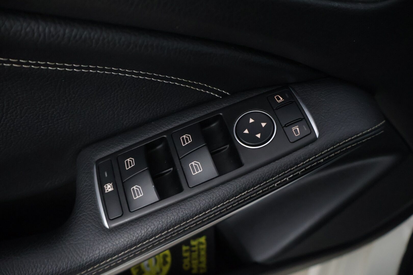 Mercedes-Benz A 2015 180 BE A * Panaroma / Tutkat  / Vakkari / Navi * - Juuri huollettu / Panaroma / Näyttävä yksilö - HULLUT AVAJAISHULINAT KORKOTARJOUS 3,29 %