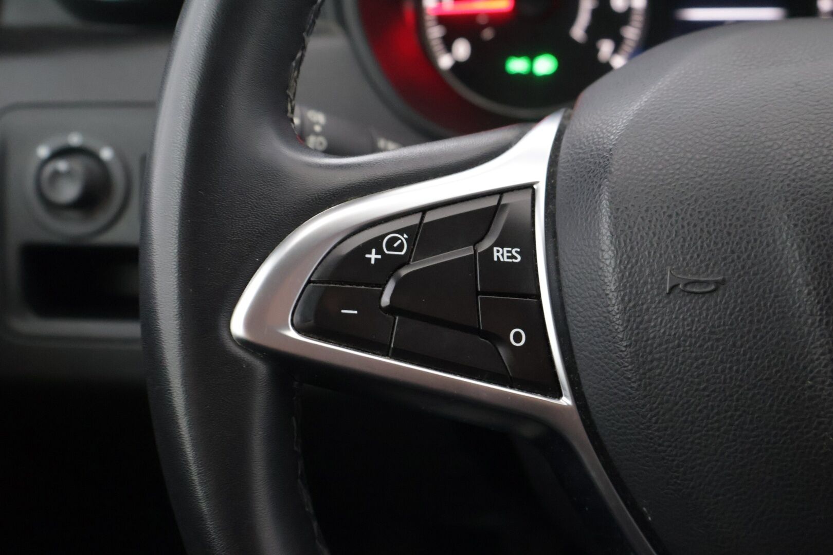 Dacia Duster 2018 TCe 125 4x4 Prestige *Lohko+S.pistoke / Vetokoukku / Navi* - *Kahdet hyvät renkaat!! / Peruutuskamera!!* - HULLUT VÄLIPÄIVÄT KORKOTARJOUS 2,49%