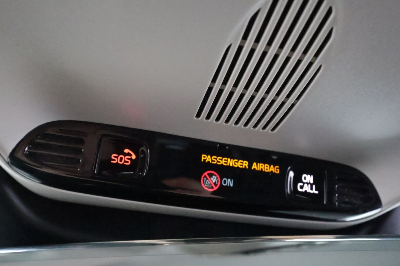 Volvo XC40 2019 D3 AWD Business aut - ACC | Webasto | LED | Navi | Keyless | Sähköluukku | Ratinlämmitin | P.tutkat 