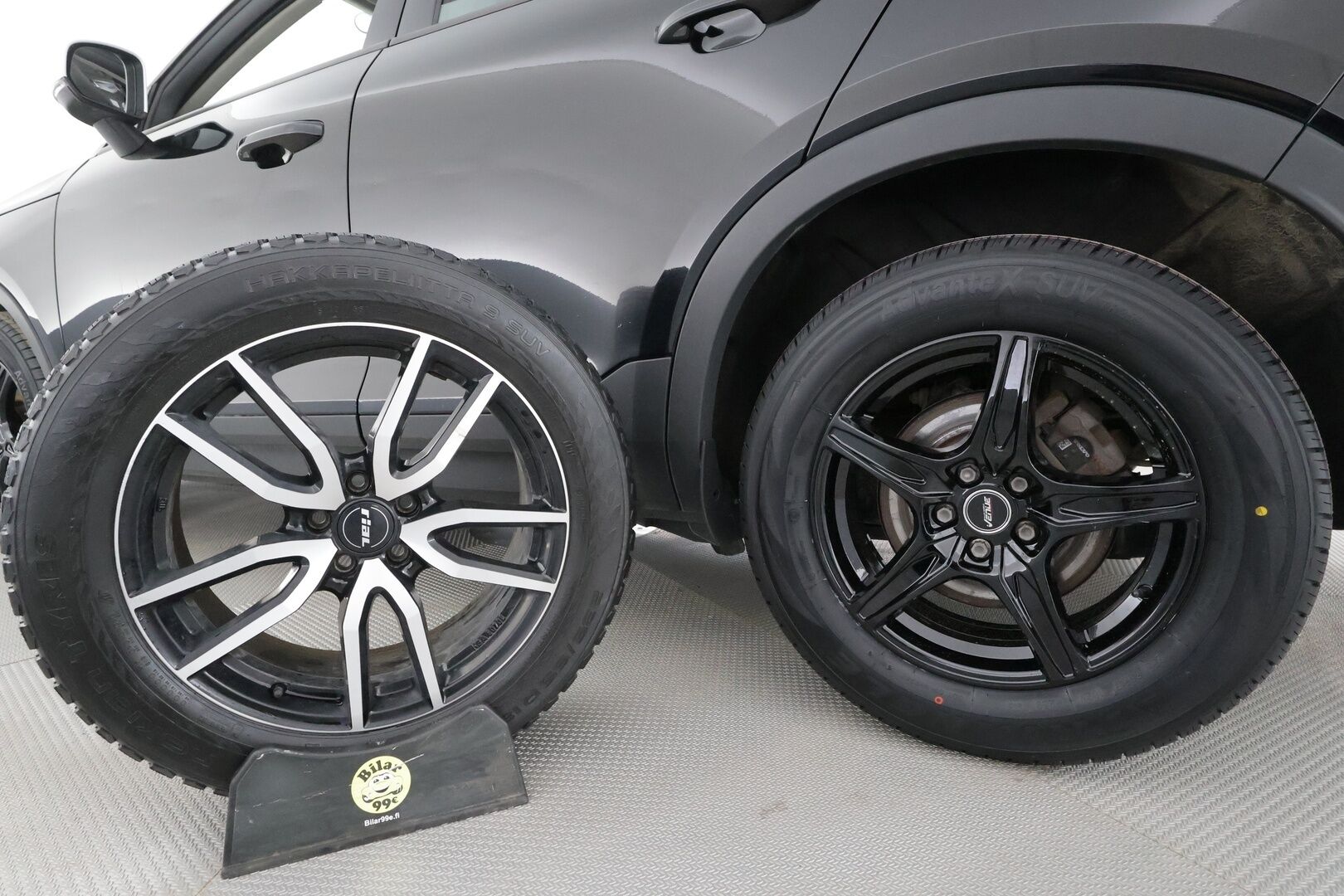 Volvo XC40 2019 D3 AWD Business aut * ACC / Webasto / LED / Navi / Keyless / Sähköluukku / Ratinlämmitin / P.tutkat * - Suomi-auto / Kahdet renkaat aluvanteilla - HULLUT AVAJAISHULINAT KORKOTARJOUS 3,29 %