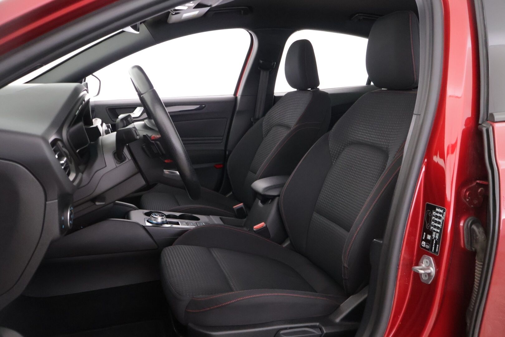 Ford Focus 2020 1,5 TDCi EcoBlue 120hv Start/Stop A8 ST-Line 5-ovinen *HUD / Vakkari / Tutkat / Apple carplay* - *Suomi auto / HUD / Näyttävä / ST-Line*