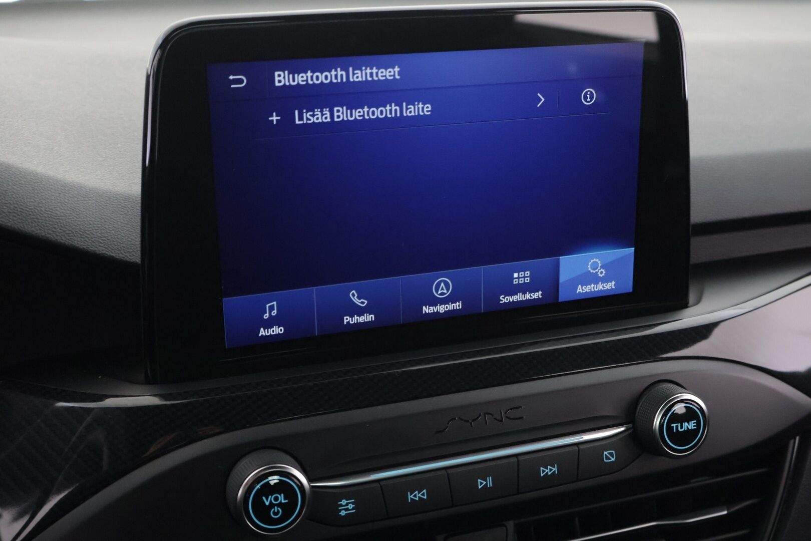 Ford Focus 2020 1,5 TDCi EcoBlue 120hv Start/Stop A8 ST-Line 5-ovinen *HUD / Vakkari / Tutkat / Apple carplay* - *Suomi auto / HUD / Näyttävä / ST-Line*