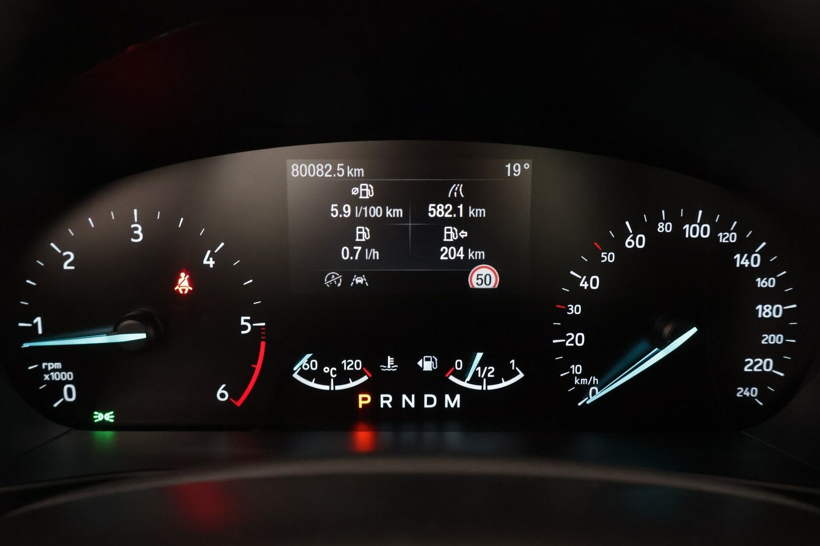 Ford Focus 2020 1,5 TDCi EcoBlue 120hv Start/Stop A8 ST-Line 5-ovinen *HUD / Vakkari / Tutkat / Apple carplay* - *Suomi auto / HUD / Näyttävä / ST-Line*