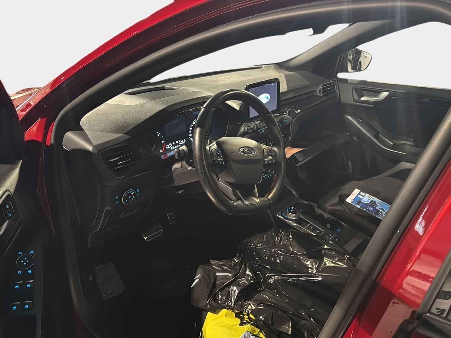 Ford Focus 2020 1,5 TDCi EcoBlue 120hv Start/Stop A8 ST-Line 5-ovinen *HUD / Vakkari / Tutkat / Apple carplay* - *Suomi auto / HUD / Näyttävä / ST-Line*