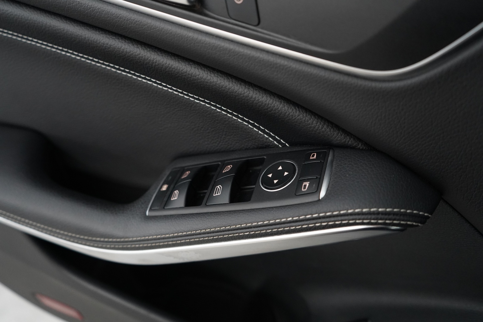 Mercedes-Benz CLA 2018 180 Premium Business A *Kamera / Lohko / LED* - Juuri huollettu / Kahdet hyvät renkaat - HULLUT VÄLIPÄIVÄT KORKOTARJOUS 2,49%