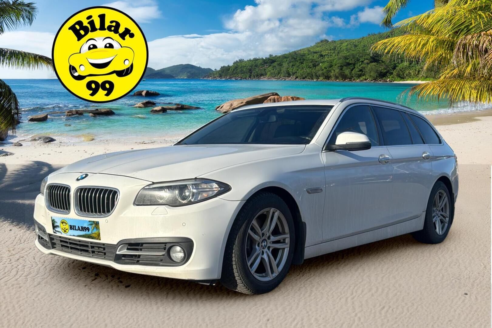 BMW 520 2015 d F11 Touring A xDrive Business ** Lohko / H/K / Panorama / Comfort Access / Prof. Navi / Digimittari / Koukku - Comfort Access / Rat. läm. / Sähköiset sporttinahat / Sähk. takaluukku / M-Sport ratti / 2x renkaat