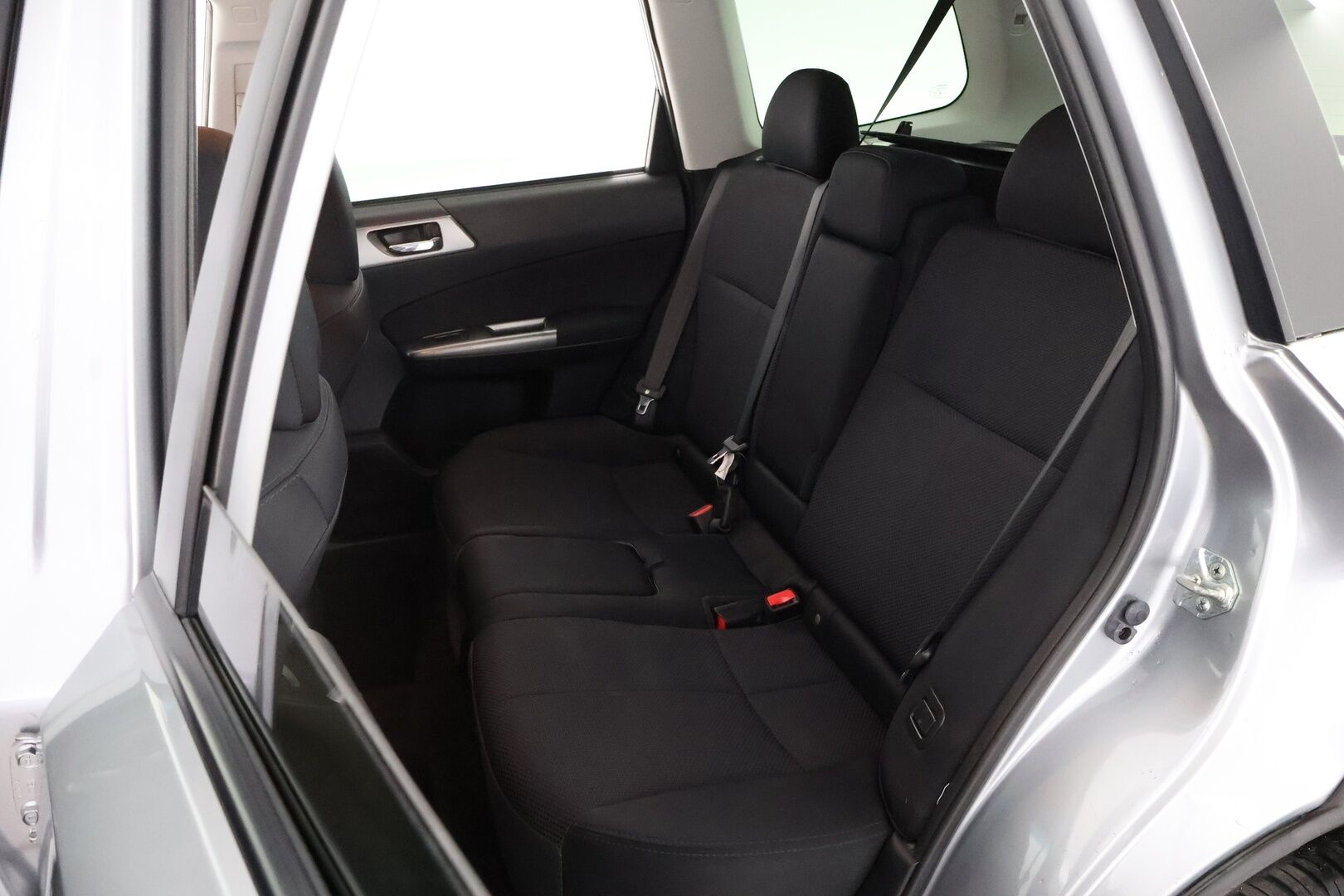 Subaru Forester 2011 2,0 XS WV AT - Suomiauto / P.kamera / Vetokoukku / Lohko & Sisä / Vakkari / Juuri saapunut Tampereelle!