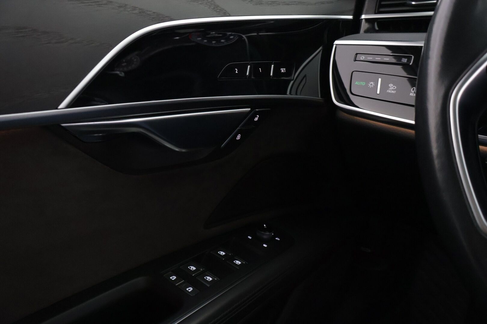 Audi A8 2020 Sedan 60 TFSI e *Huippuvarusteet / Bang&Olufsen / HUD / 360° / Hierovat & Ilmastoidut Muistinahat / Ilma-alusta / Soft-close* - Matrix LED - Laser lisäpitkillä / 2x Audin aluvanteet / Lasikattoluukku / Merkkihuollettu! - HULLUT JOULUT KORKOTARJOUS 2,49% 