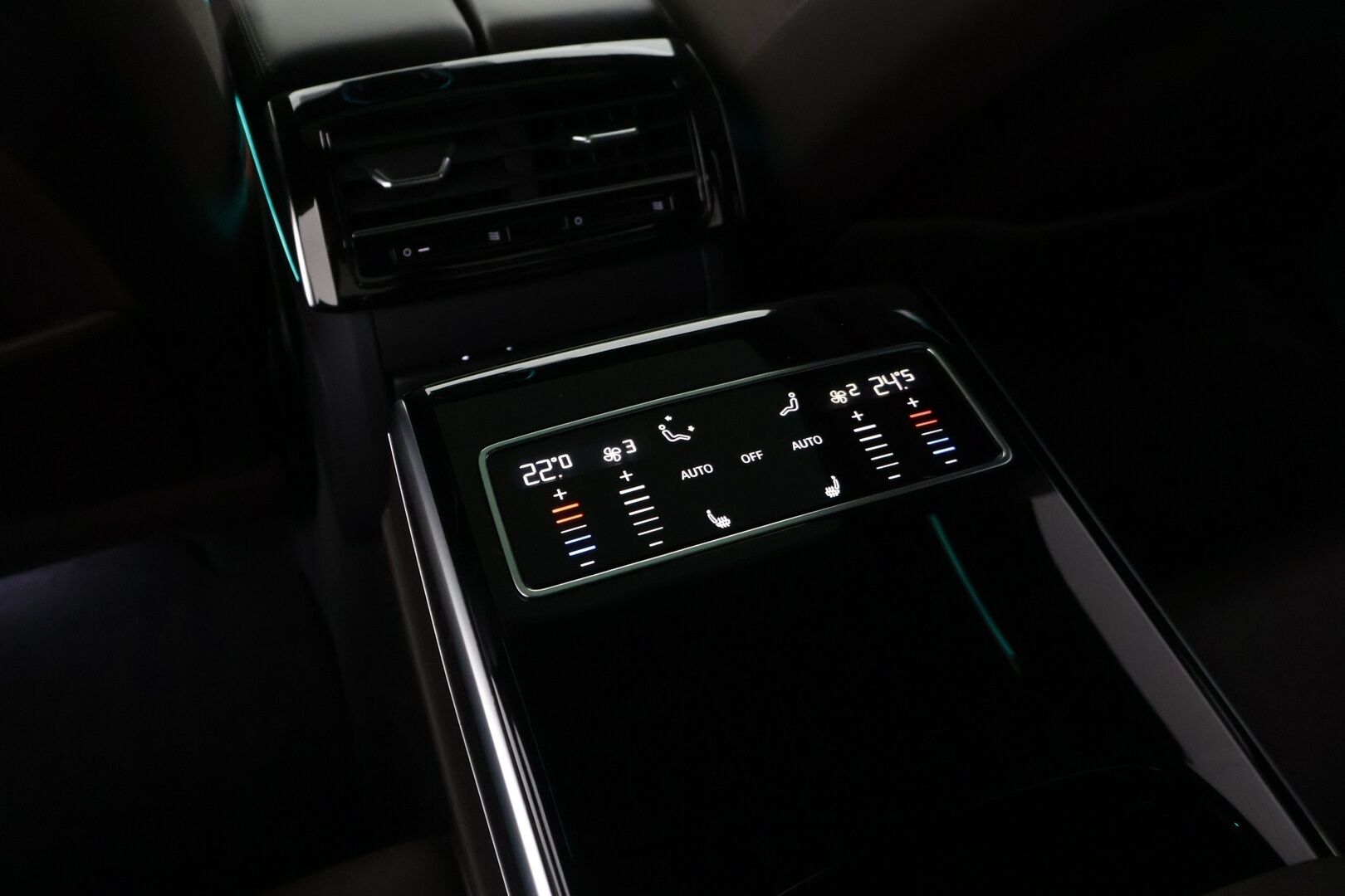 Audi A8 2020 Sedan 60 TFSI e *Huippuvarusteet / Bang&Olufsen / HUD / 360° / Hierovat & Ilmastoidut Muistinahat / Ilma-alusta / Soft-close* - Matrix LED - Laser lisäpitkillä / 2x Audin aluvanteet / Lasikattoluukku / Merkkihuollettu! - HULLUT JOULUT KORKOTARJOUS 2,49% 