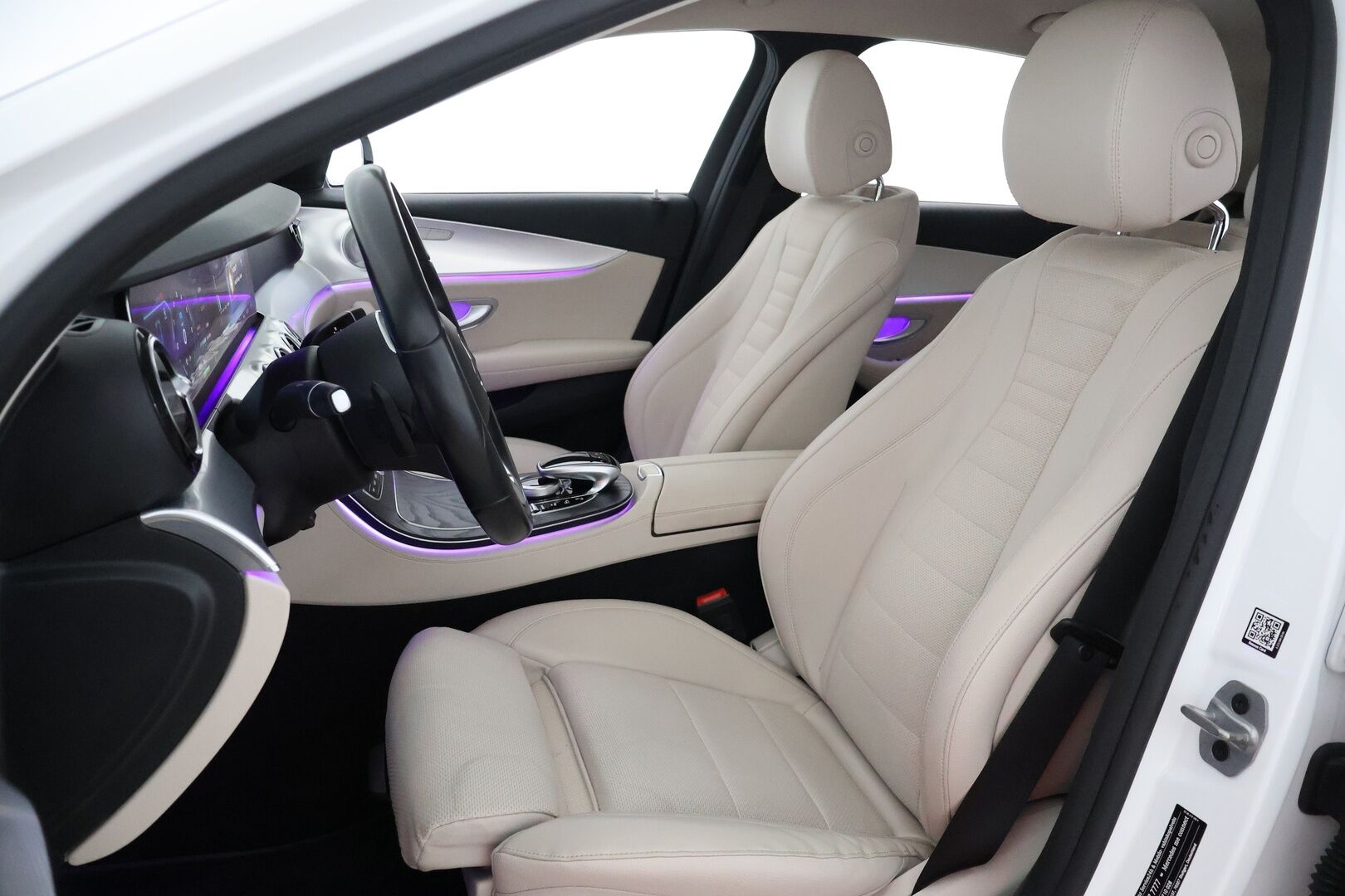 Mercedes-Benz E 2019 300 de A Business Avantgarde - Suomi-Auto | BLIS | Burmester | Multibeam LED | P. Kamera | Urheiluistuimet