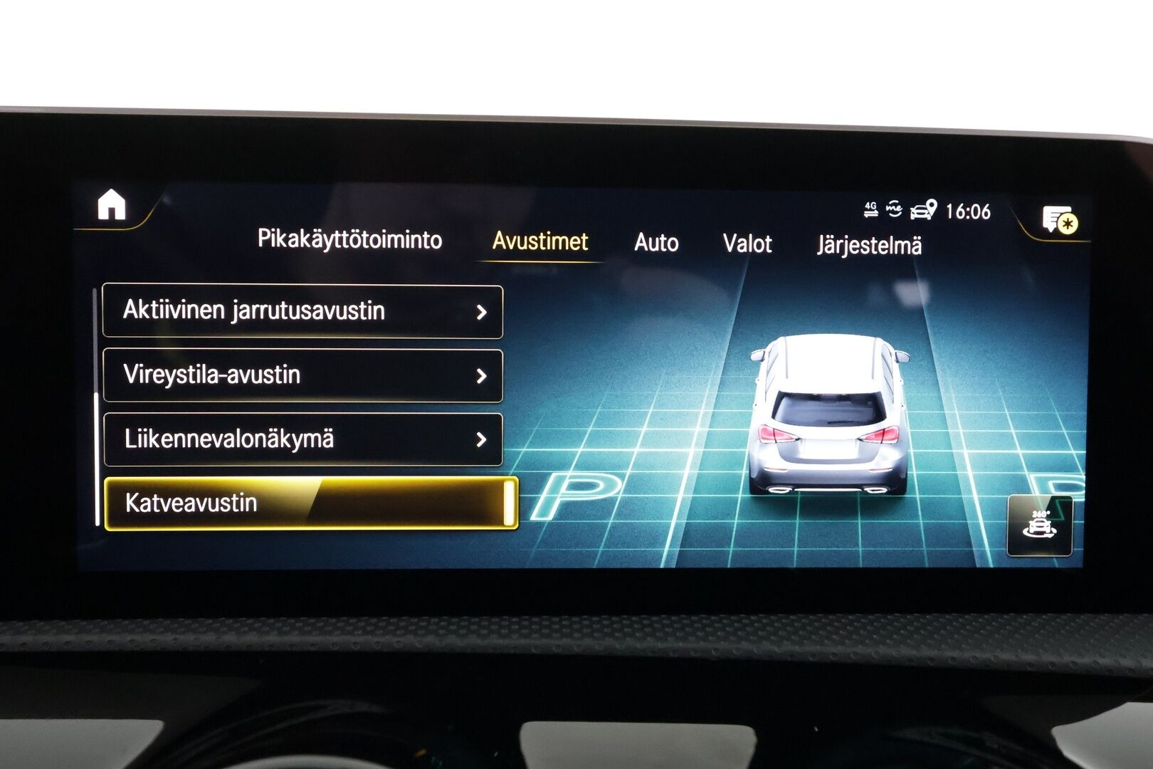 Mercedes-Benz A 2019 180 A Business AMG - | Distronic Pro | P.kamera | widescreen | Burmester | Puolinahat Sporttipenkit | LED | Suomi-auto | Kahdet Renkaat |