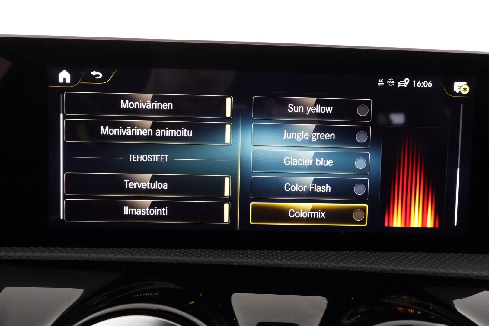 Mercedes-Benz A 2019 180 A Business AMG - | Distronic Pro | P.kamera | widescreen | Burmester | Puolinahat Sporttipenkit | LED | Suomi-auto | Kahdet Renkaat |