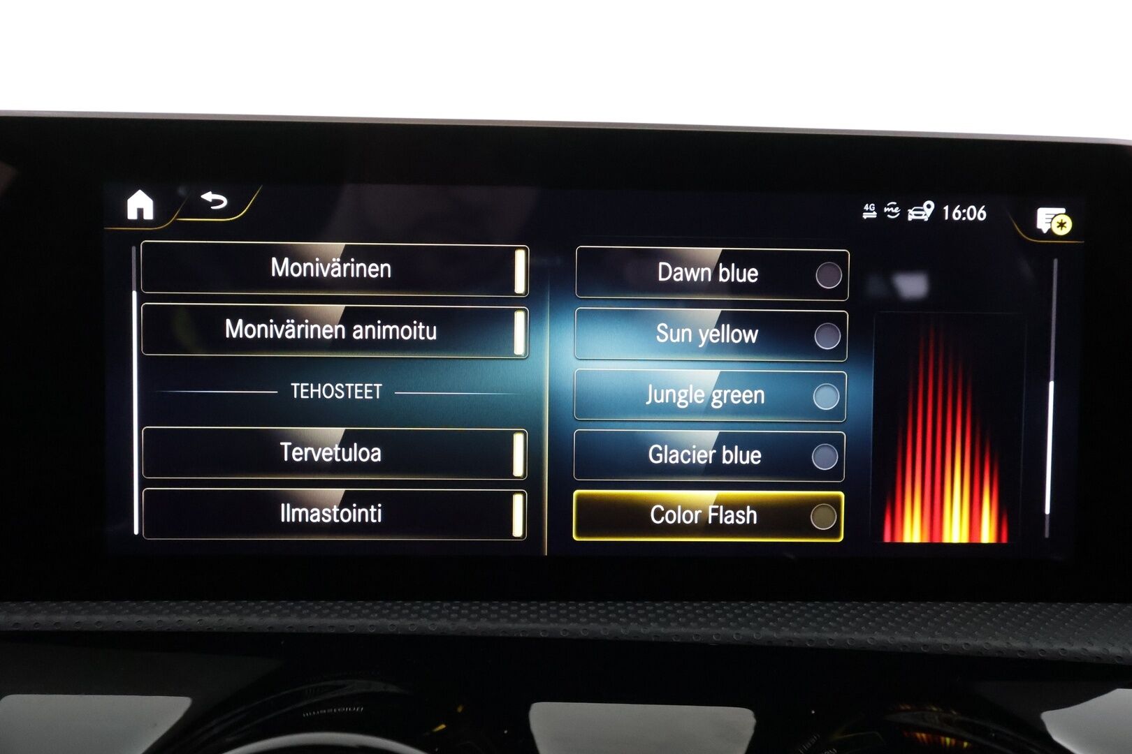 Mercedes-Benz A 2019 180 A Business AMG - | Distronic Pro | P.kamera | widescreen | Burmester | Puolinahat Sporttipenkit | LED | Suomi-auto | Kahdet Renkaat |