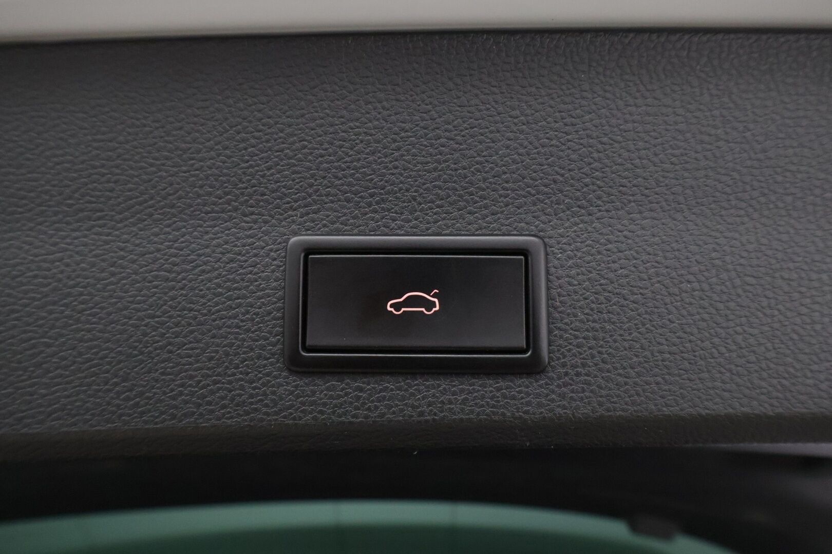 Seat Ateca 2019 2,0 TSI 190 4DRIVE FR Business DSG*Webasto / Digimittaristo / Panoraama / Beats audio / ACC / BLIS / Peruutuskamera* - *Huippuvarusteet / Suomi-auto / 2x renkaat ja vanteet*