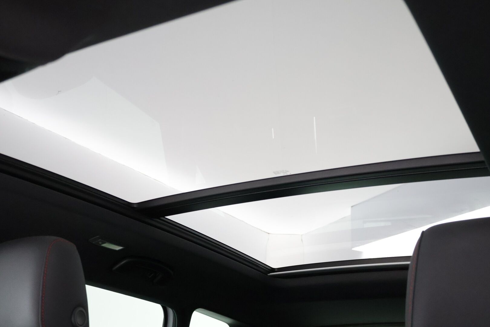 Seat Ateca 2019 2,0 TSI 190 4DRIVE FR Business DSG*Webasto / Digimittaristo / Panoraama / Beats audio / ACC / BLIS / Peruutuskamera* - *Huippuvarusteet / Suomi-auto / 2x renkaat ja vanteet*