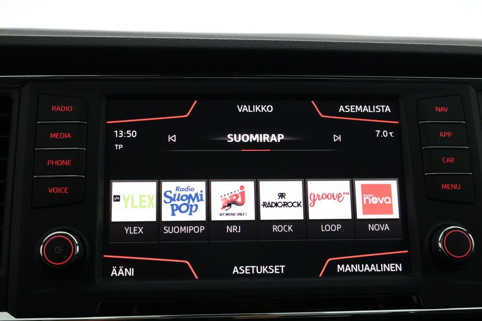 Seat Ateca 2019 2,0 TSI 190 4DRIVE FR Business DSG*Webasto / Digimittaristo / Panoraama / Beats audio / ACC / BLIS / Peruutuskamera* - *Huippuvarusteet / Suomi-auto / 2x renkaat ja vanteet*