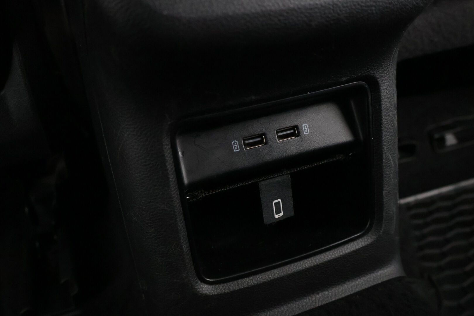 Seat Ateca 2019 2,0 TSI 190 4DRIVE FR Business DSG*Webasto / Digimittaristo / Panoraama / Beats audio / ACC / BLIS / Peruutuskamera* - *Huippuvarusteet / Suomi-auto / 2x renkaat ja vanteet*