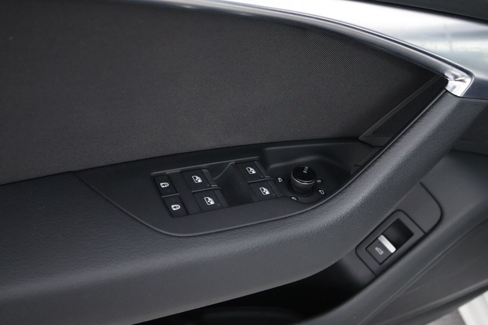 Audi A6 2019 Sedan Business Sport 40 TDI MHEV quattro S tronic - Webasto | Vetokoukku | Adapt.LED | 360-Kamera | 4-Alue AC | Sporttipenkit | Matrix LED