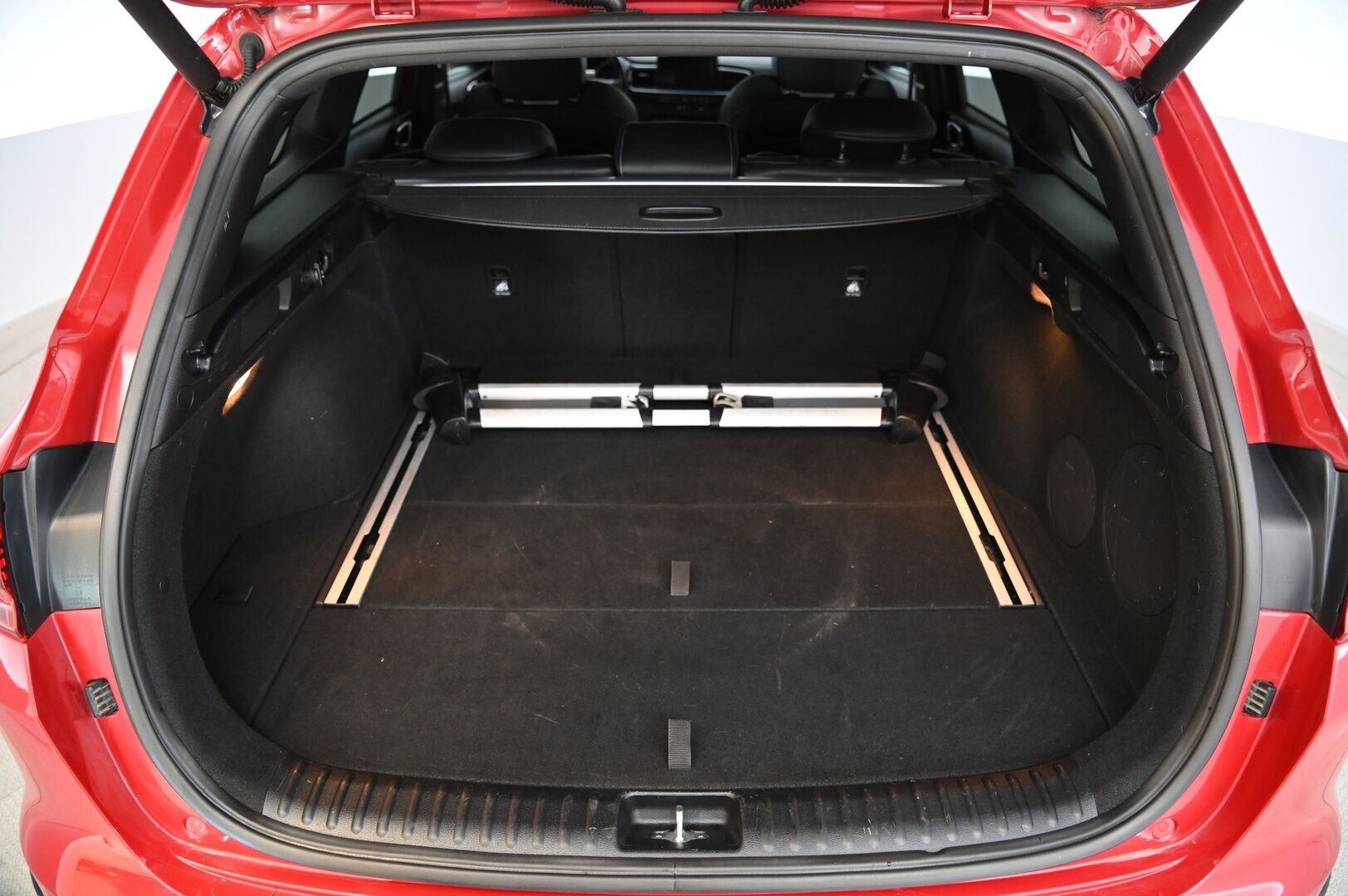 Kia Ceed 2019 1,4 T-GDI ISG 140hv GT-Line Business Premium SW DCT A/T EcoDynamics *ACC / Muistipenkki / Kattoikkuna / P.kamera / LED* - *Merkkihuollettu Suomi-auto / JBL / Lohkolämmitin sisätilanlämmittimellä*