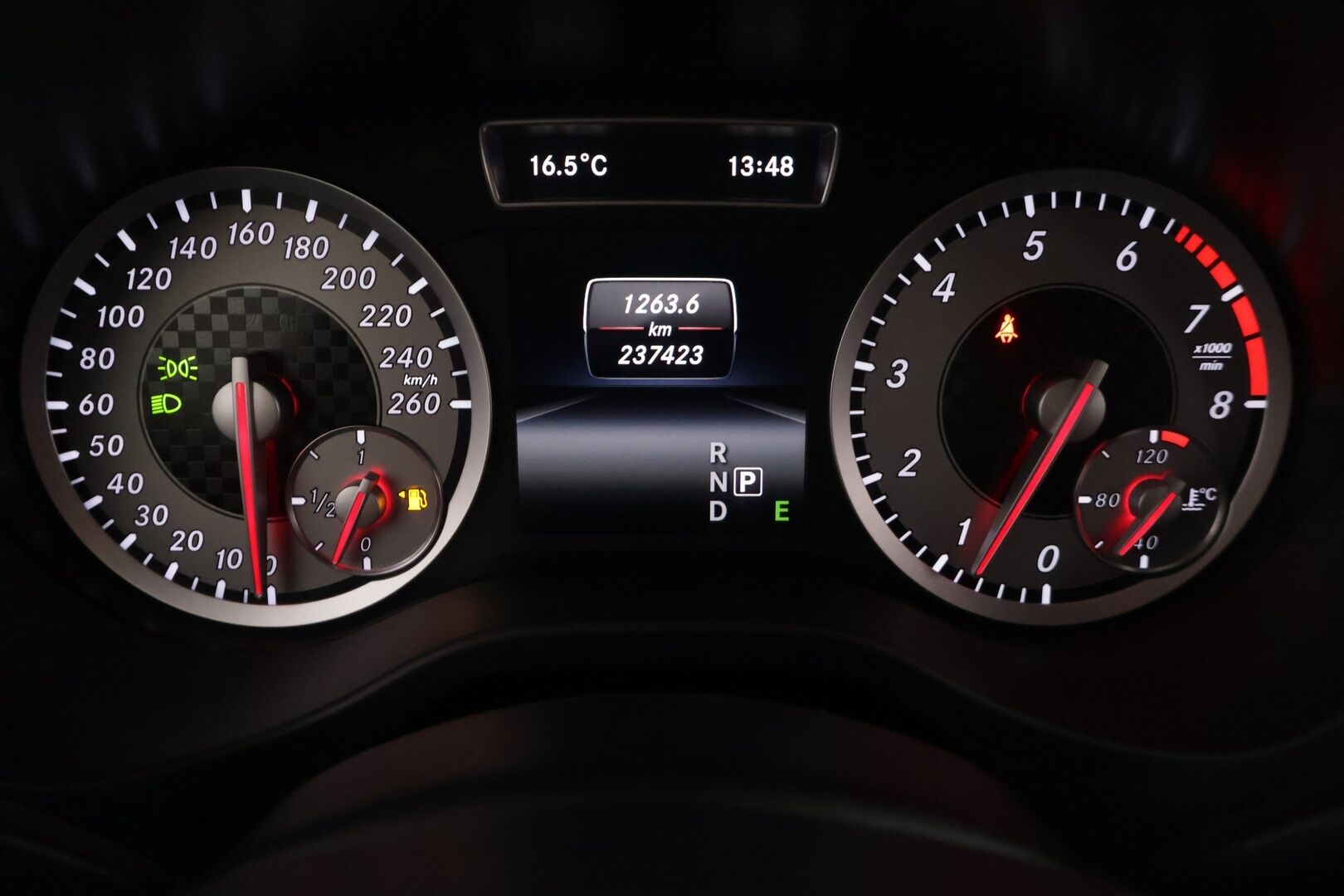 Mercedes-Benz A 2014 180 Farmari * AMG / P-Kamera / Vakkari / Lohko * - *Juuri katsastettu / Juuri huollettu*