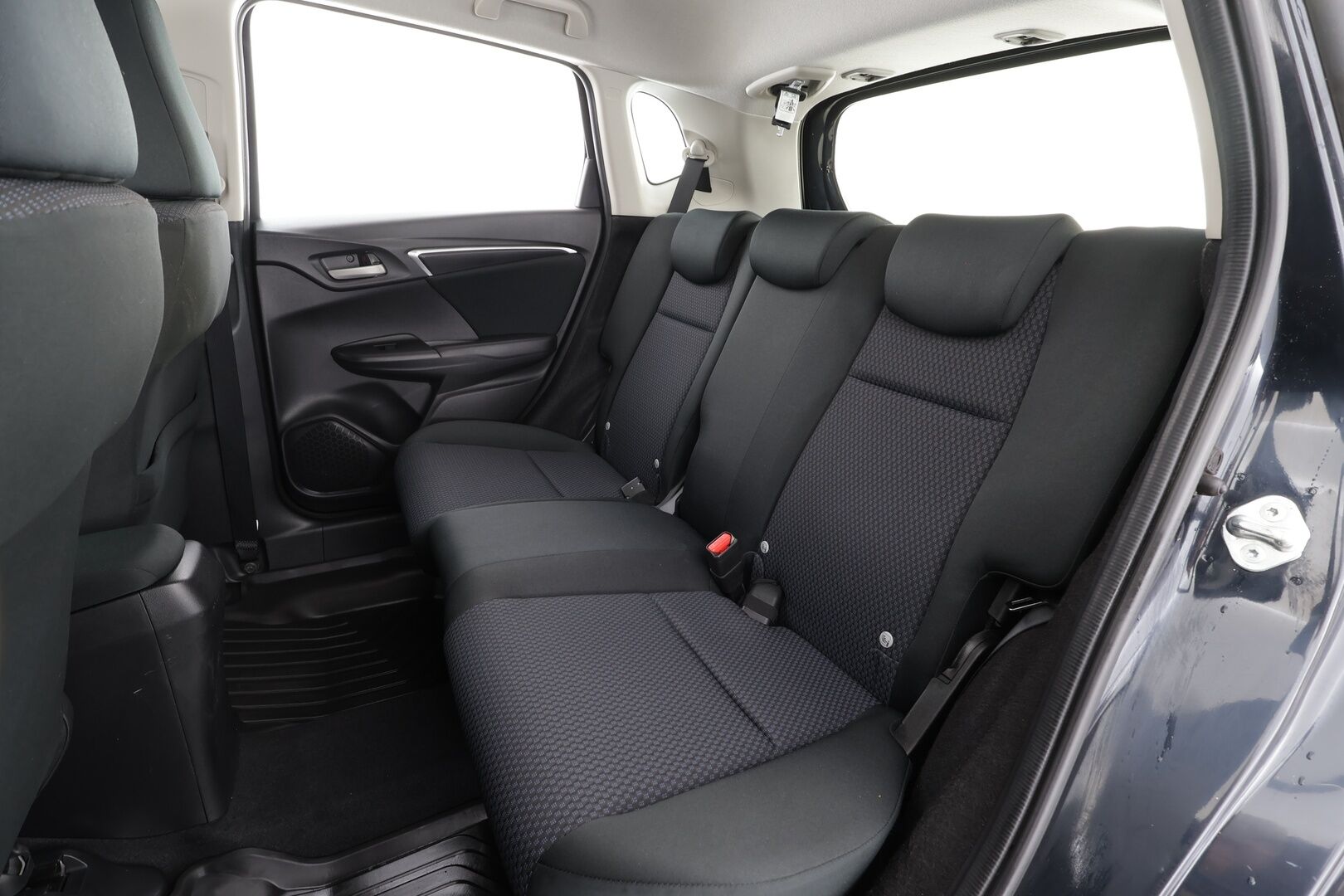 Honda Jazz 2020 1,3 Comfort CVT * Suomi-auto / Vakkari / Kaistavahti / Ilmastointi / Lohkolämmitin * - Kahdet renkaat aluvanteilla / Merkkihuollettu - HULLU BLACKWEEK KORKOTARJOUS 2,49%