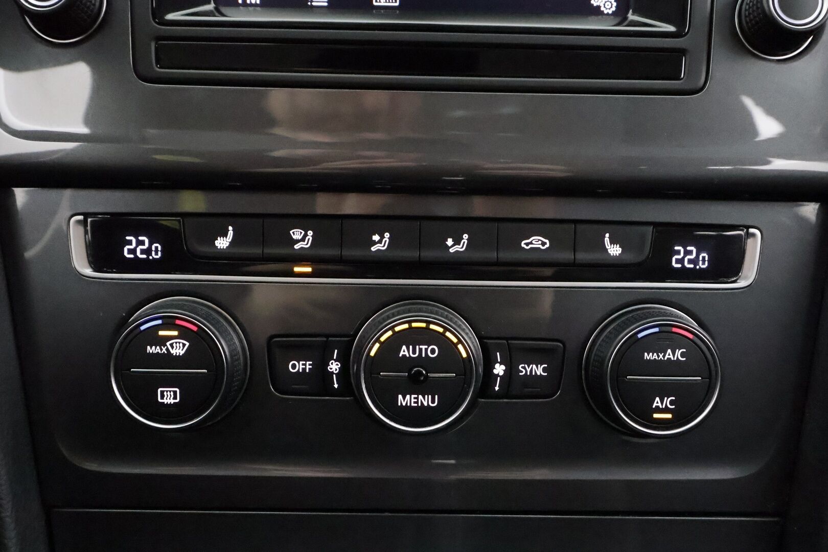 Volkswagen Golf 2015 Variant Alltrack 2,0 TDI 135 kW (184 hv) 4MOTION DSG * ACC / Xenon / Koukku / Lohko / P.kamera * - 1.Om Suomi-auto / Kahdet Renkaat