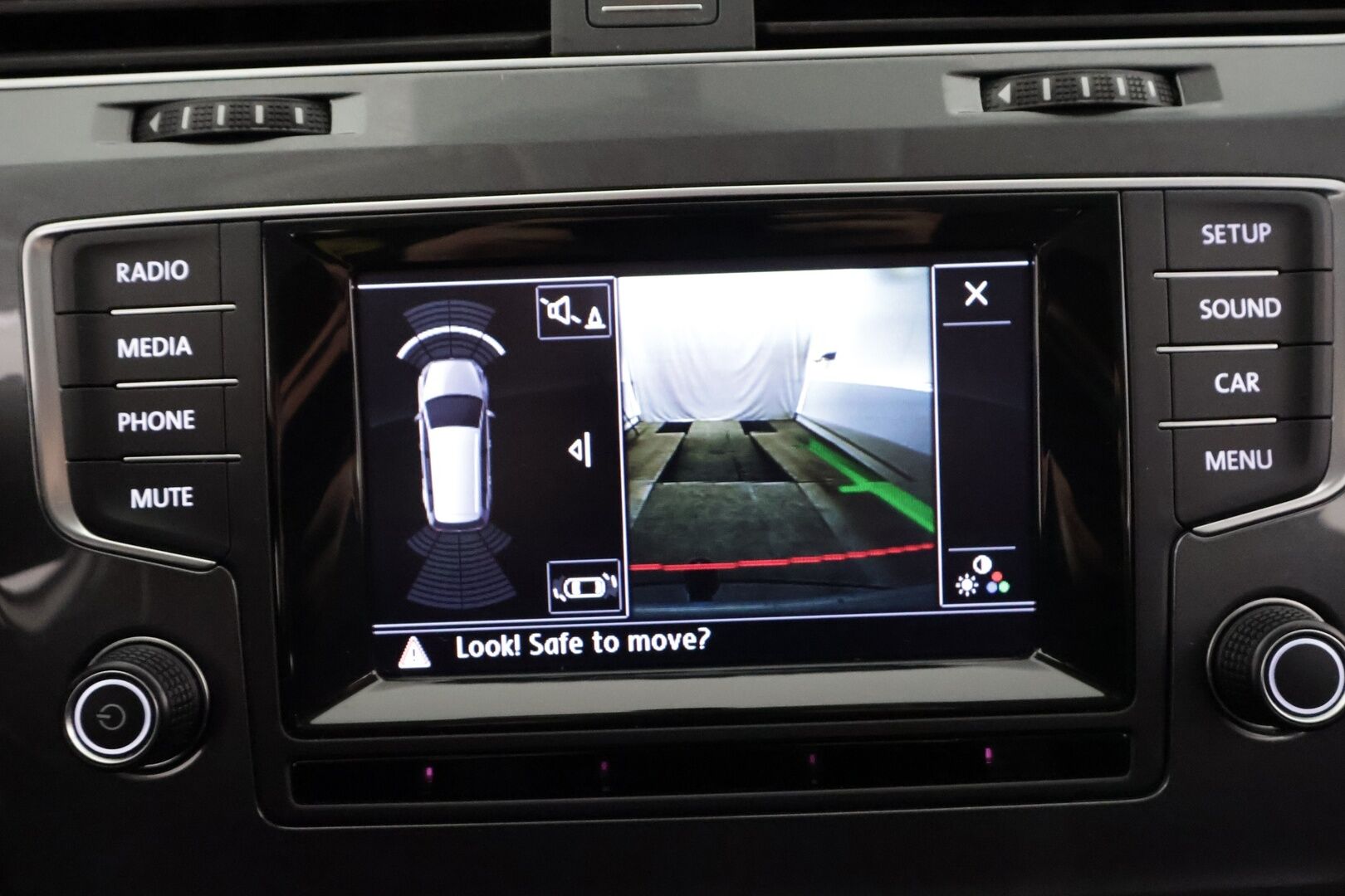 Volkswagen Golf 2015 Variant Alltrack 2,0 TDI 135 kW (184 hv) 4MOTION DSG * ACC / Xenon / Koukku / Lohko / P.kamera * - 1.Om Suomi-auto / Kahdet Renkaat