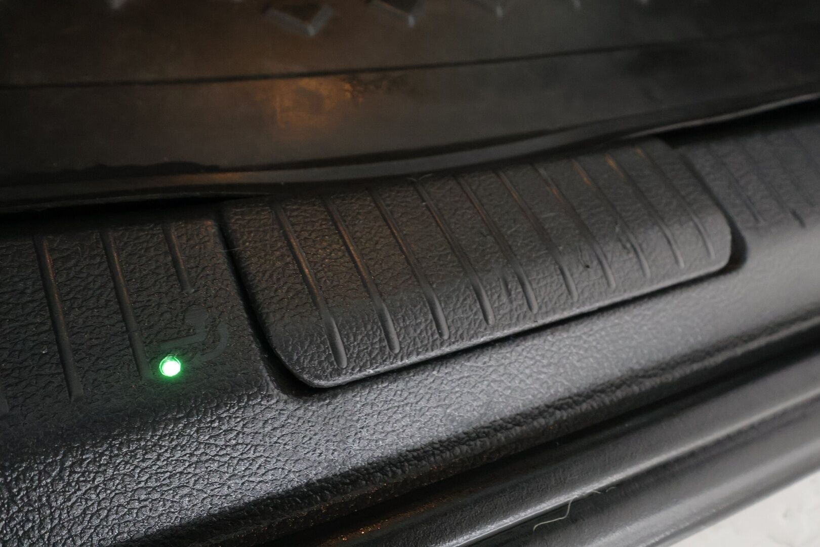 Volkswagen Golf 2015 Variant Alltrack 2,0 TDI 135 kW (184 hv) 4MOTION DSG * ACC / Xenon / Koukku / Lohko / P.kamera * - 1.Om Suomi-auto / Kahdet Renkaat