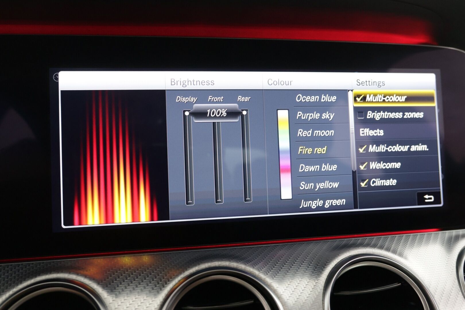 Mercedes-Benz E 2019 300 e A Business Avantgarde Edition EQ Power - Suomi-auto / LED High Performance / Widescreen / Navi / BLIS / Apple & Android / Ambient / Puolinahat / Koukku