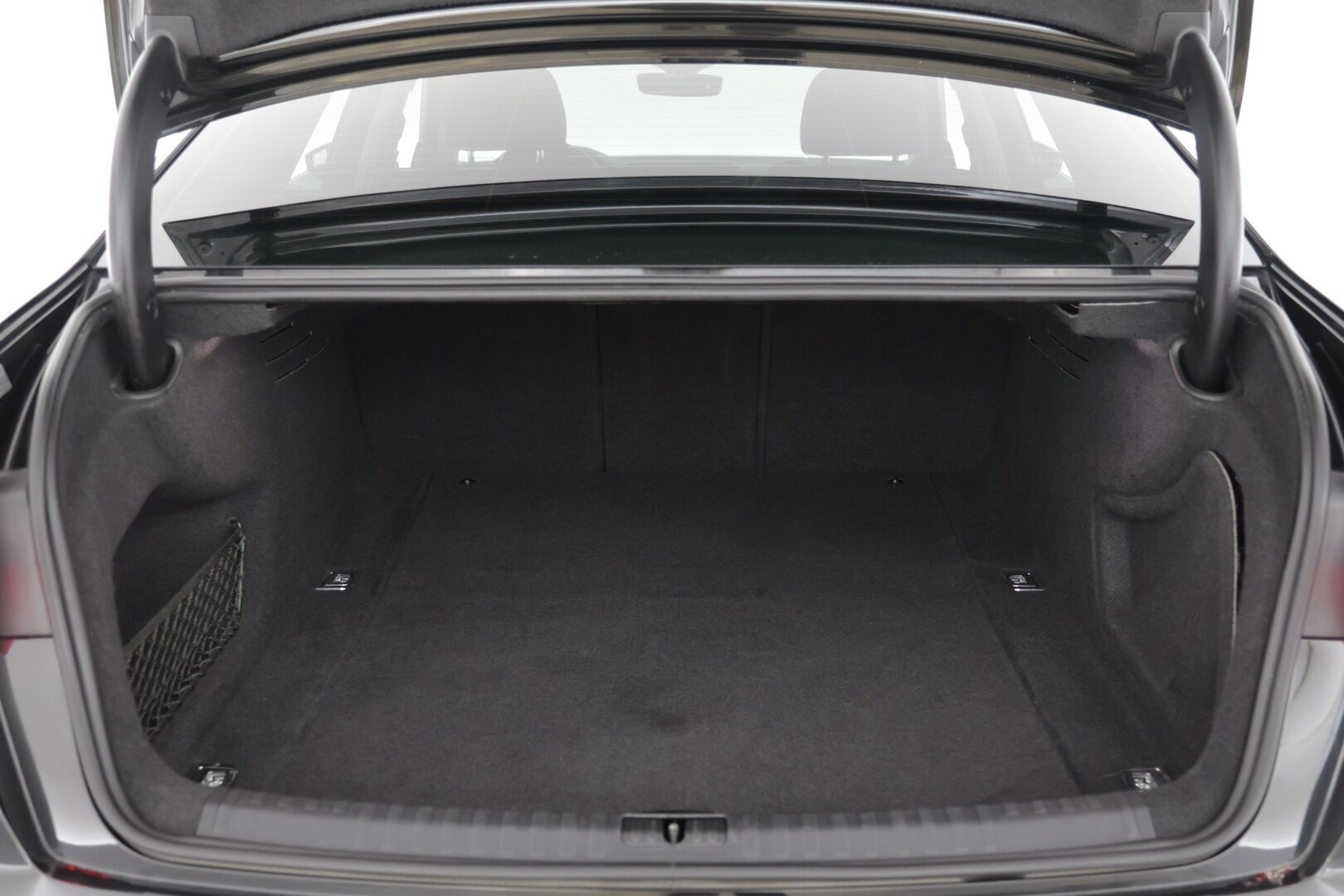 Audi A6 2019 Sedan Business Sport 40 TDI MHEV quattro S tronic * Webasto / Vakkari / Matrix-LED / P.kamera / Sportpenkit / Keyless / Vetokoukku * - Todella näyttävä / Upeat vanteet / Huippusiisti!