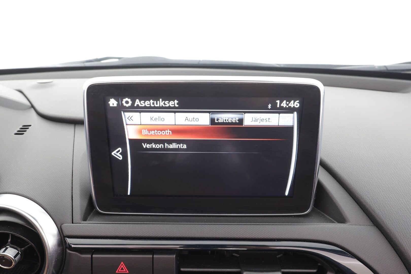 Mazda MX-5 2017 RF 2.0 SKYACTIV-G - | Kovakatto | Recaro | Bilstein alustasarja | Nahka-alcantara | Mureat äänet | LED | BSM | Kaistavahti | Navi | BT | Keyless | Vakkari | 2x renkaat aluin | 