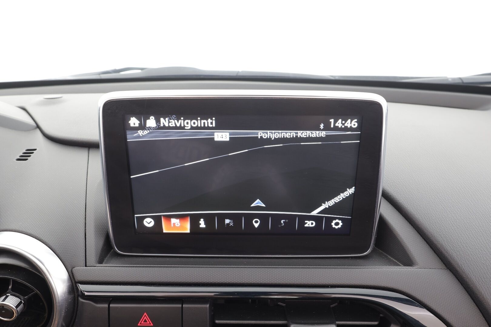 Mazda MX-5 2017 RF 2.0 SKYACTIV-G - | Kovakatto | Recaro | Bilstein alustasarja | Nahka-alcantara | Mureat äänet | LED | BSM | Kaistavahti | Navi | BT | Keyless | Vakkari | 2x renkaat aluin | 