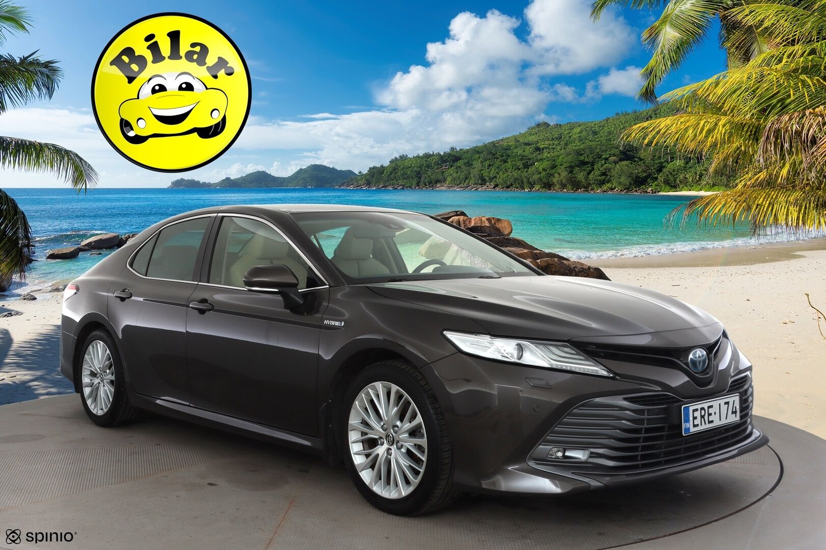 Toyota Camry 2019 2,5 Hybrid Premium Business - | ACC | Polttoainelämmitin | HUD | JBL | Sähkönahat | Navi | Keyless | P.kamera | Ohjausapu | BSM | RSA | Merkkihuollot | 2x renkaat aluin | 