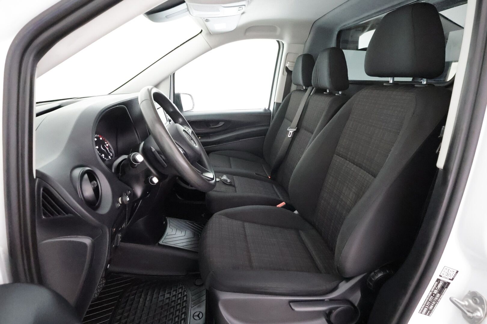 Mercedes-Benz Vito 2019 114CDI 4x4-3,2/34K pitkä A3 A * ALV / Webasto / Vakkari / P.kamera / Koukku / Bluetooth / 2xRenkaat * - 1.Om Suomi-auto / Merkkihuollettu / Lisävalot - HULLUT JOULUT KORKOTARJOUS 2,49% 