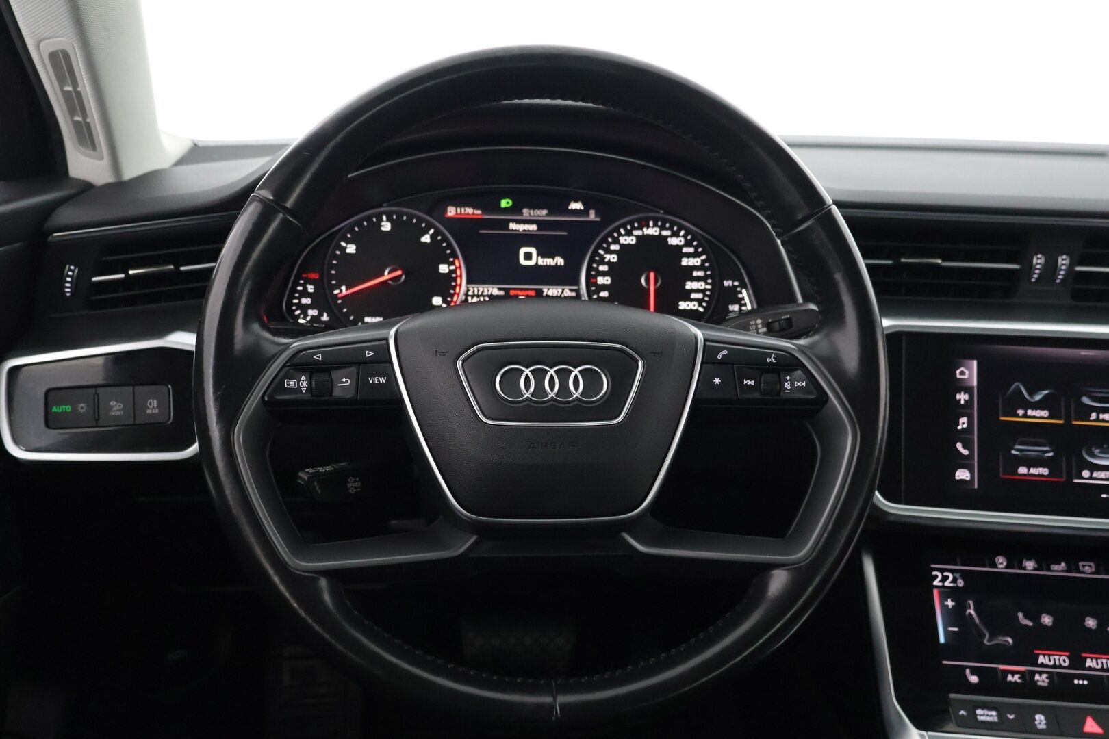 Audi A6 2019 Sedan Business 35 TDI MHEV S tronic // Webasto / Koukku / Muistipenkki kuskilla / Suomi-auto // - Jakopää 3/2025 // Viimeinen huolto 9/2025